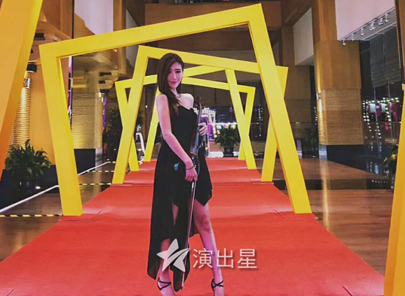 小提琴表演