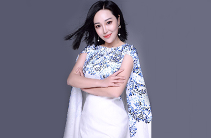 双语主持人霍苒