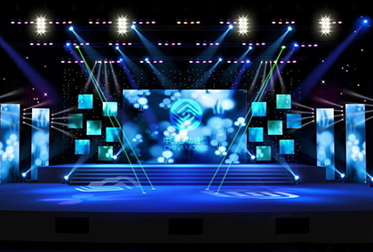 多屏舞台